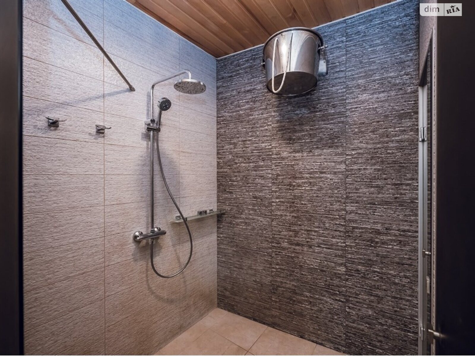 двоповерховий будинок, 400 кв. м, цегла. Продаж у Києві фото 1 двоповерховий будинок, 400 кв. м, цегла. Продаж у Києві фото 1