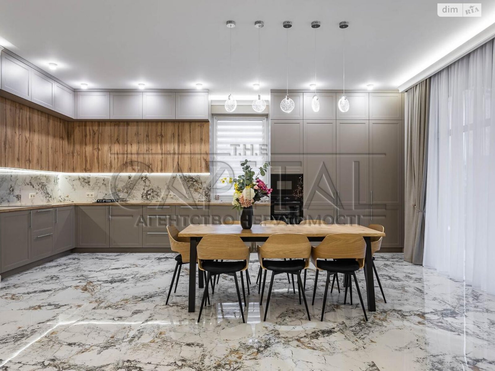 двоповерховий будинок, 350 кв. м, цегла. Продаж в Києві, район Голосіївський фото 1 двоповерховий будинок, 350 кв. м, цегла. Продаж в Києві, район Голосіївський фото 1