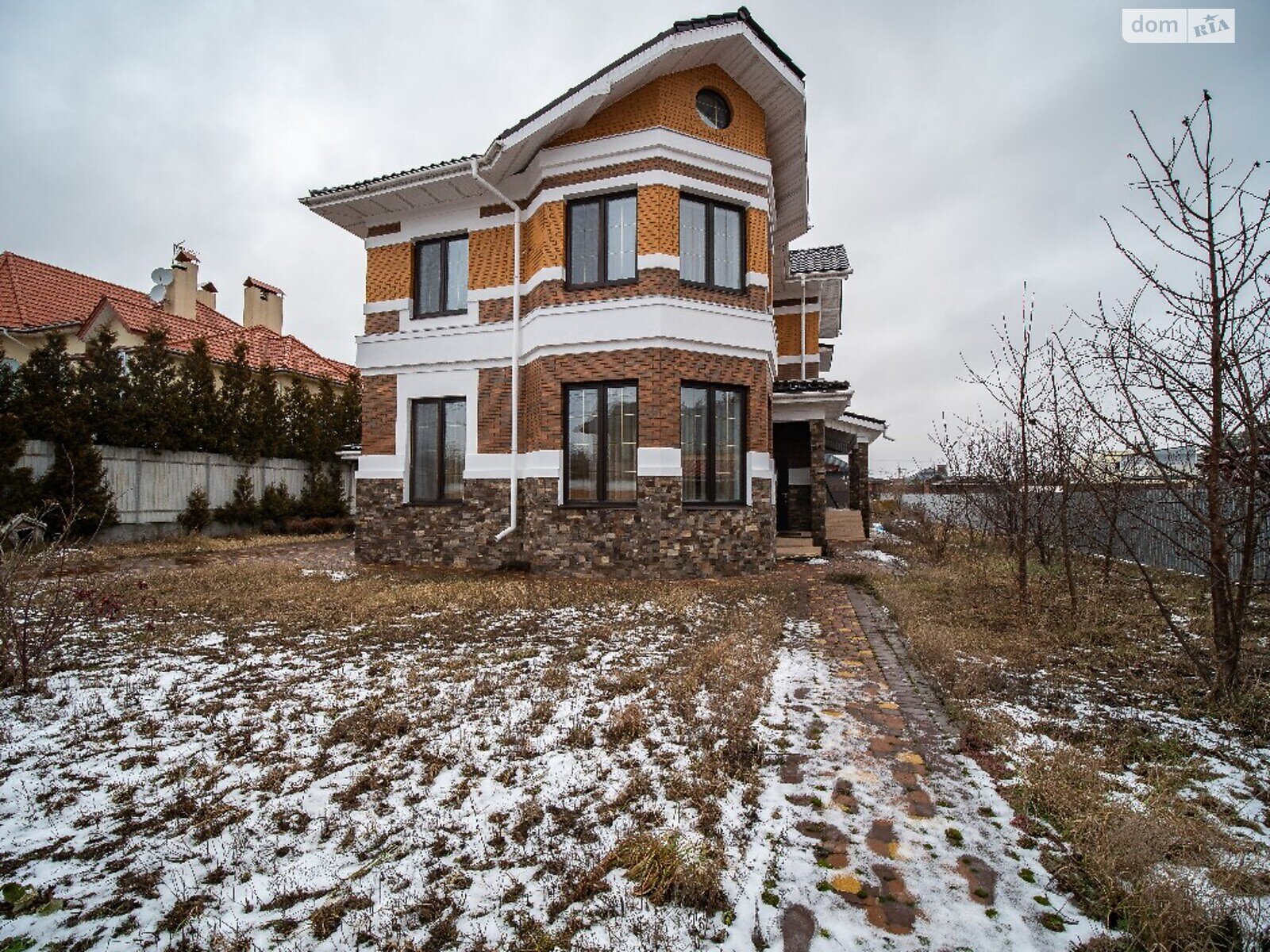 двухэтажный дом веранда, 187 кв. м, кирпич. Продажа в Белогородке фото 1