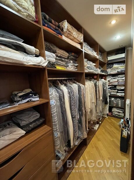 трехэтажный дом с камином, 300 кв. м, кирпич. Продажа в Бобрице (Киевская обл.) фото 1 трехэтажный дом с камином, 300 кв. м, кирпич. Продажа в Бобрице (Киевская обл.) фото 1