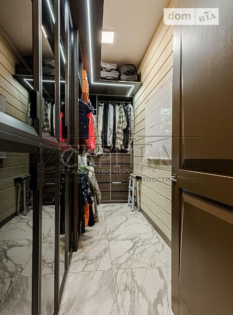 двухэтажный дом с садом, 300 кв. м, кирпич. Продажа в Боярке (Киевская обл.) фото 1 двухэтажный дом с садом, 300 кв. м, кирпич. Продажа в Боярке (Киевская обл.) фото 1