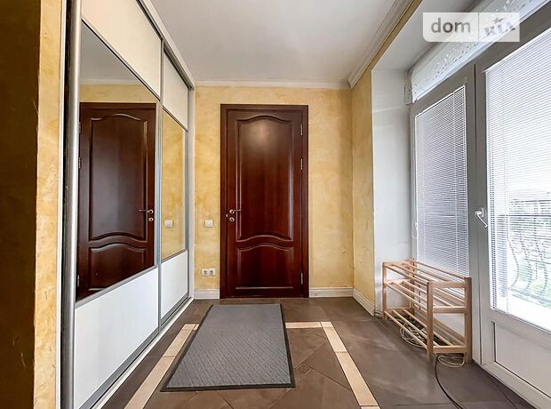 трехэтажный дом, 500 кв. м, кирпич. Продажа в Боярке (Киевская обл.) фото 1 трехэтажный дом, 500 кв. м, кирпич. Продажа в Боярке (Киевская обл.) фото 1