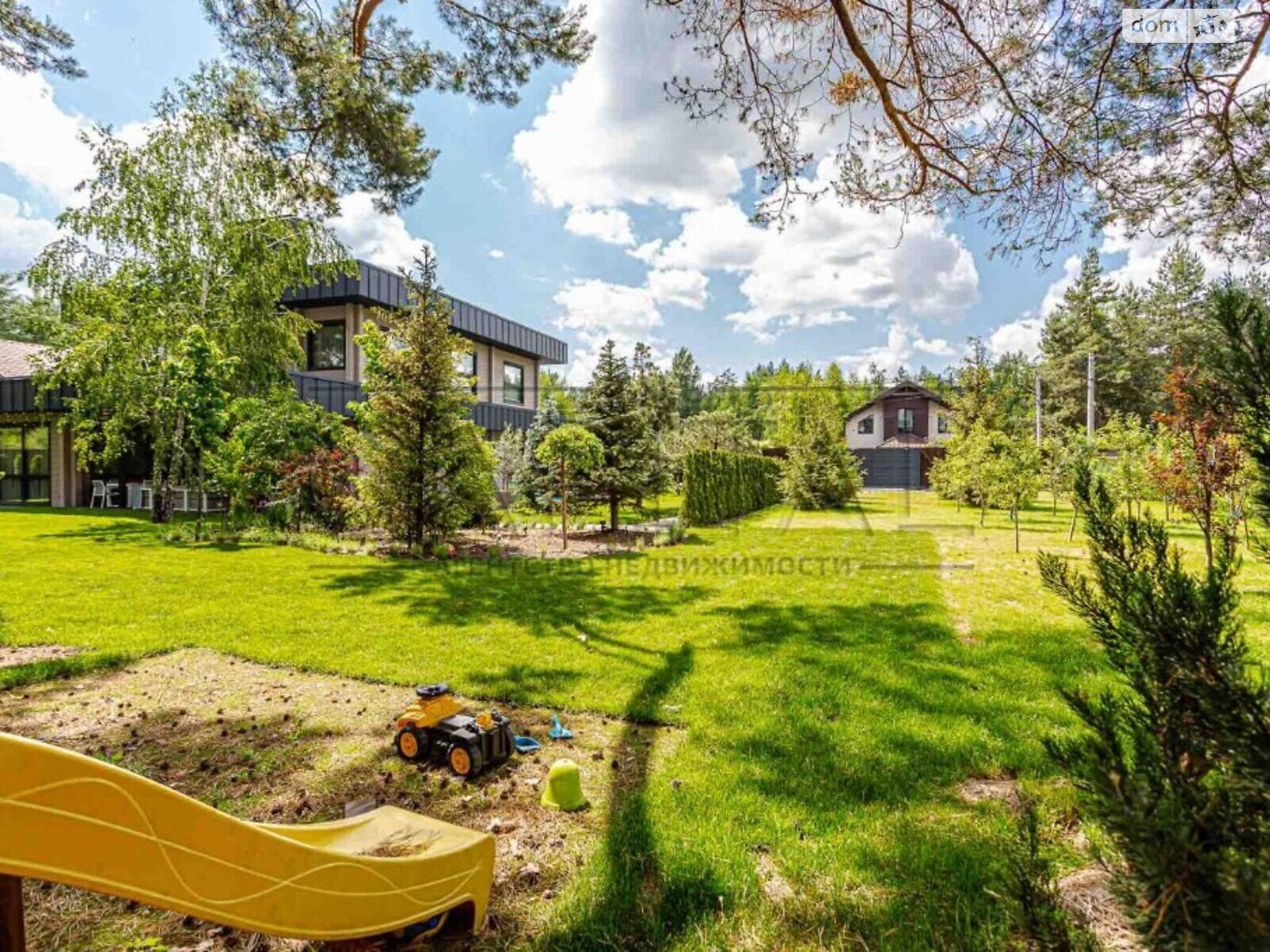 двоповерховий будинок, 300 кв. м, цегла. Продаж у Боярці фото 1 двоповерховий будинок, 300 кв. м, цегла. Продаж у Боярці фото 1