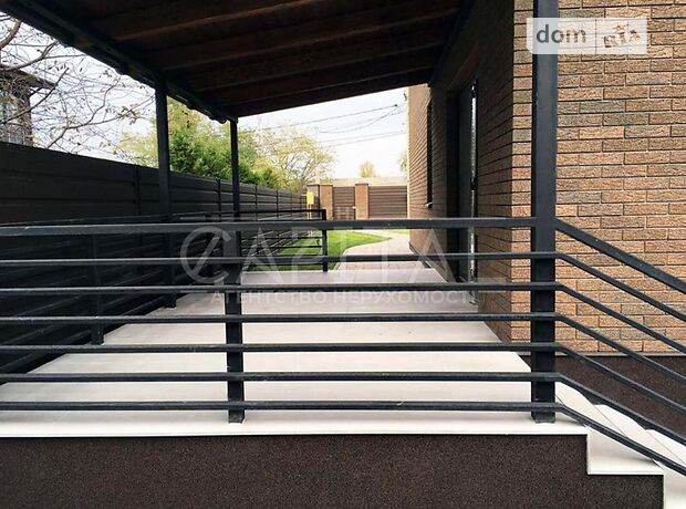 трехэтажный дом, 275 кв. м, кирпич. Продажа в Чайках (Киевская обл.) фото 1 трехэтажный дом, 275 кв. м, кирпич. Продажа в Чайках (Киевская обл.) фото 1