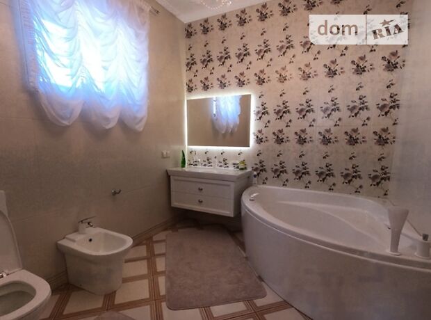 двухэтажный дом, 470 кв. м, кирпич. Продажа в Чайках (Киевская обл.) фото 1 двухэтажный дом, 470 кв. м, кирпич. Продажа в Чайках (Киевская обл.) фото 1