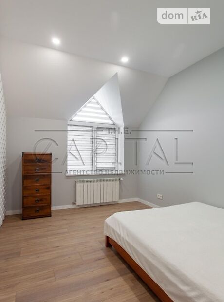 трехэтажный дом с камином, 230 кв. м, кирпич. Продажа в Чайках (Киевская обл.) фото 1 трехэтажный дом с камином, 230 кв. м, кирпич. Продажа в Чайках (Киевская обл.) фото 1