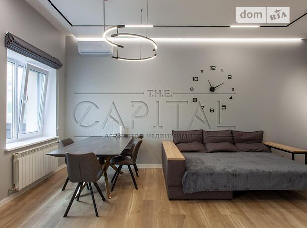 трехэтажный дом с камином, 230 кв. м, кирпич. Продажа в Чайках (Киевская обл.) фото 1 трехэтажный дом с камином, 230 кв. м, кирпич. Продажа в Чайках (Киевская обл.) фото 1