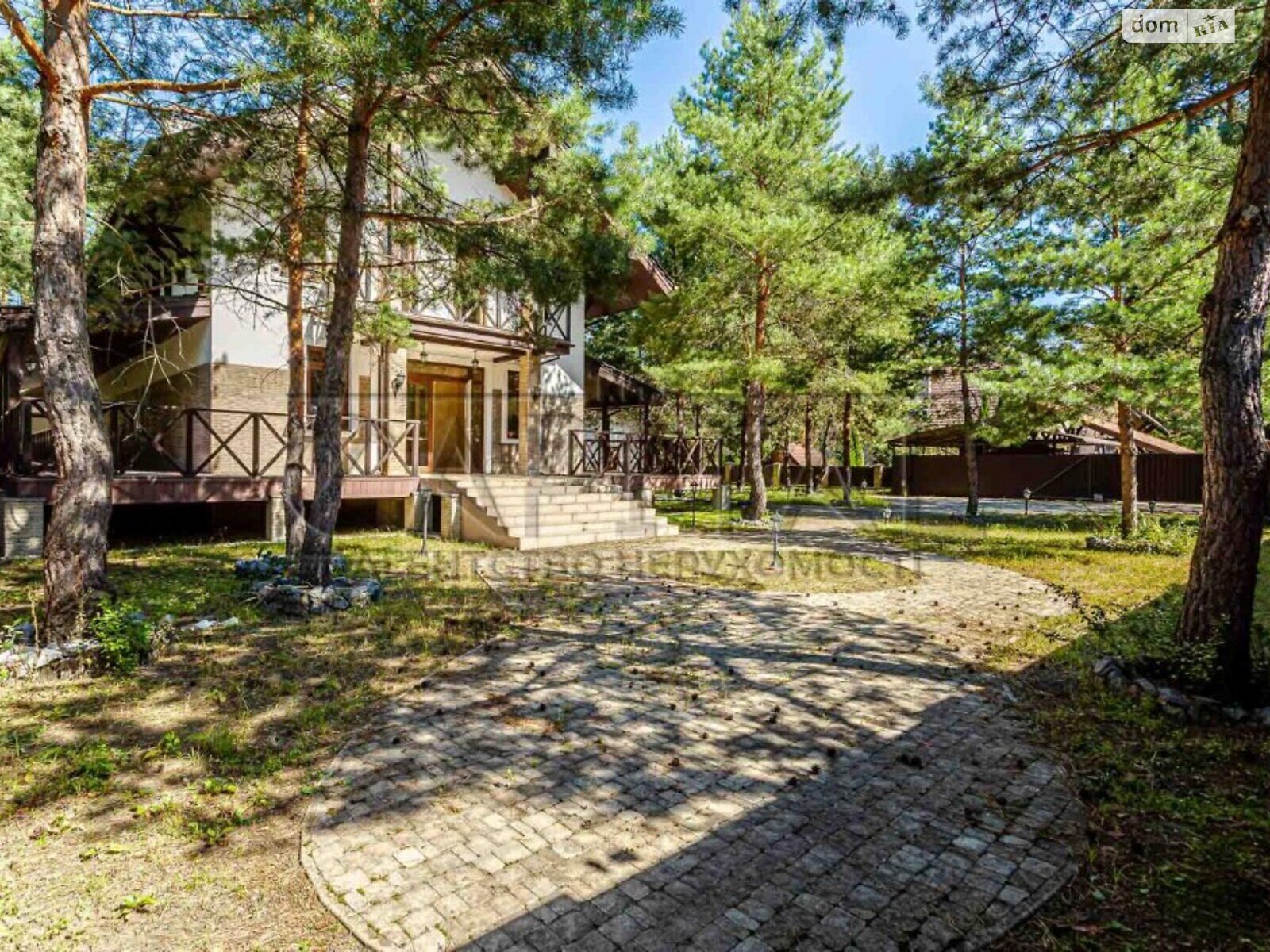 двоповерховий будинок, 314 кв. м, цегла. Продаж у Дмитрівці фото 1 двоповерховий будинок, 314 кв. м, цегла. Продаж у Дмитрівці фото 1