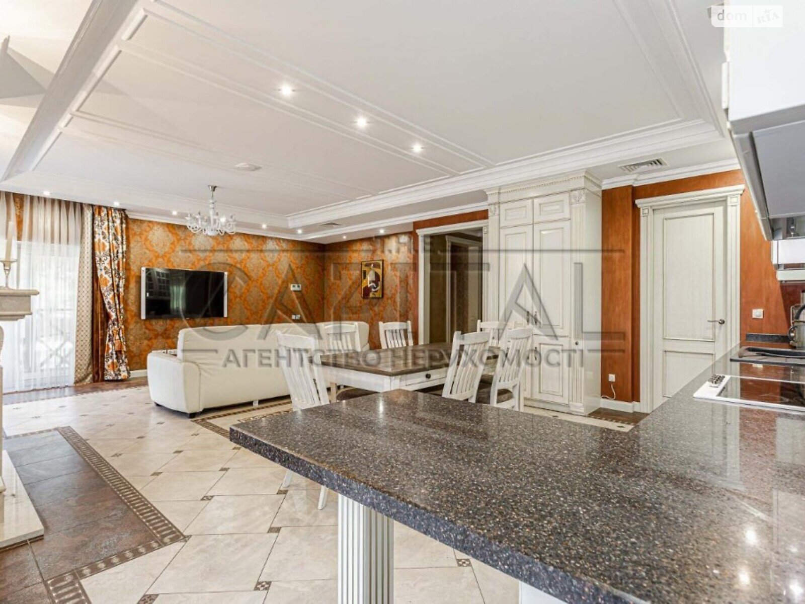 двоповерховий будинок, 314 кв. м, цегла. Продаж у Дмитрівці фото 1 двоповерховий будинок, 314 кв. м, цегла. Продаж у Дмитрівці фото 1