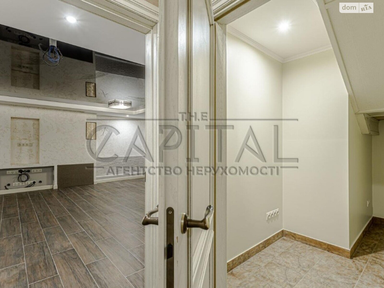 двоповерховий будинок, 314 кв. м, цегла. Продаж у Дмитрівці фото 1 двоповерховий будинок, 314 кв. м, цегла. Продаж у Дмитрівці фото 1