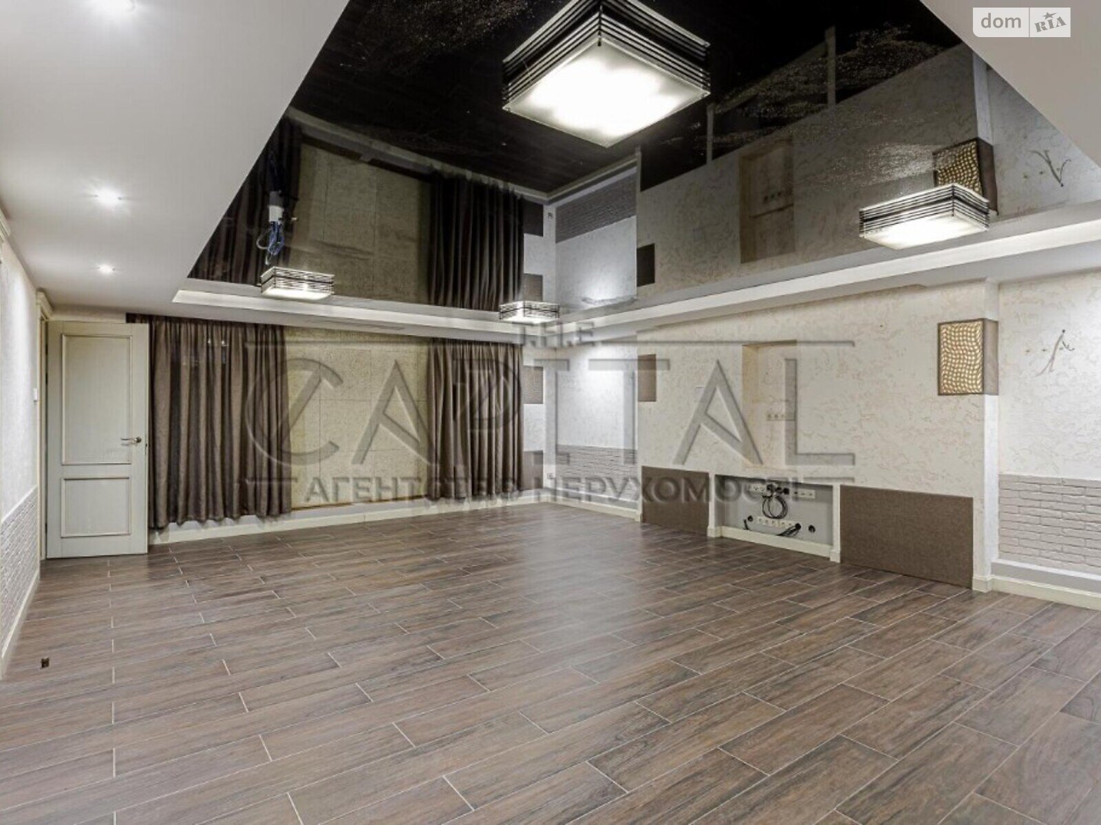 двоповерховий будинок, 314 кв. м, цегла. Продаж у Дмитрівці фото 1 двоповерховий будинок, 314 кв. м, цегла. Продаж у Дмитрівці фото 1