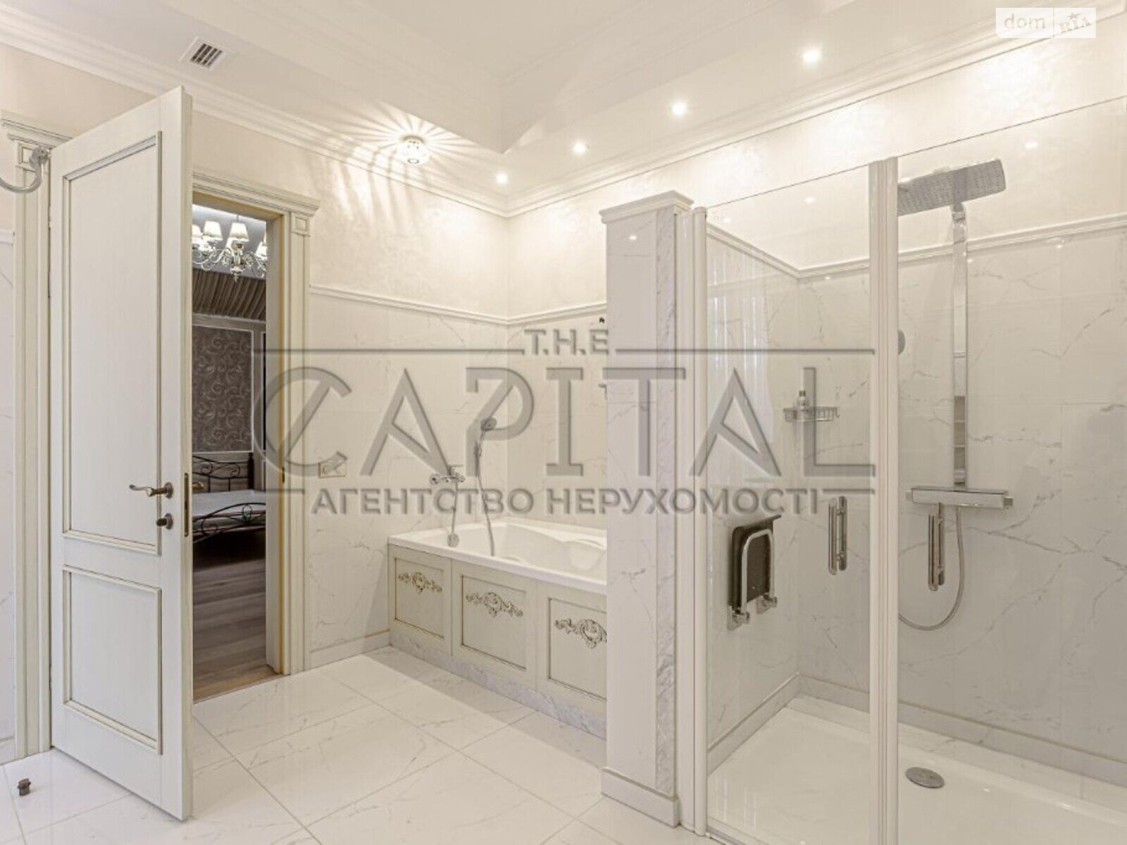 двоповерховий будинок, 314 кв. м, цегла. Продаж у Дмитрівці фото 1 двоповерховий будинок, 314 кв. м, цегла. Продаж у Дмитрівці фото 1