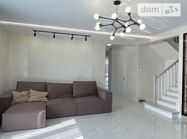 двухэтажный дом, 250 кв. м, кирпич. Продажа в Гатном (Киевская обл.) фото 1 двухэтажный дом, 250 кв. м, кирпич. Продажа в Гатном (Киевская обл.) фото 1