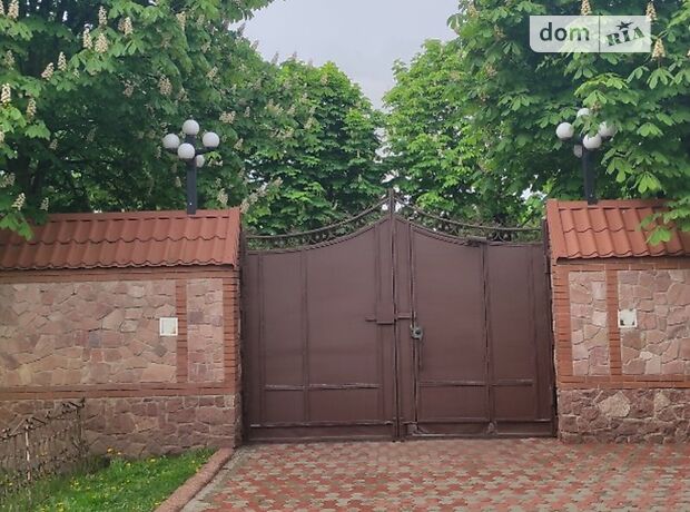 трехэтажный дом с камином, 608 кв. м, кирпич. Продажа в Гатном (Киевская обл.) фото 1 трехэтажный дом с камином, 608 кв. м, кирпич. Продажа в Гатном (Киевская обл.) фото 1
