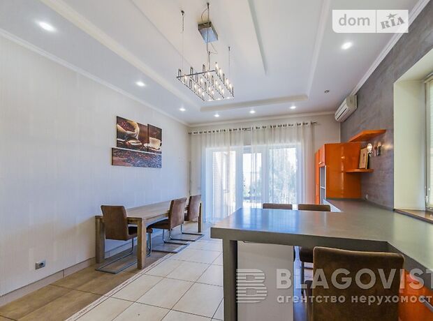 двухэтажный дом с садом, 320 кв. м, кирпич. Продажа в Горбовичах (Киевская обл.) фото 1 двухэтажный дом с садом, 320 кв. м, кирпич. Продажа в Горбовичах (Киевская обл.) фото 1