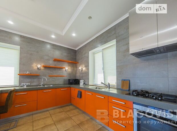двухэтажный дом с садом, 320 кв. м, кирпич. Продажа в Горбовичах (Киевская обл.) фото 1 двухэтажный дом с садом, 320 кв. м, кирпич. Продажа в Горбовичах (Киевская обл.) фото 1