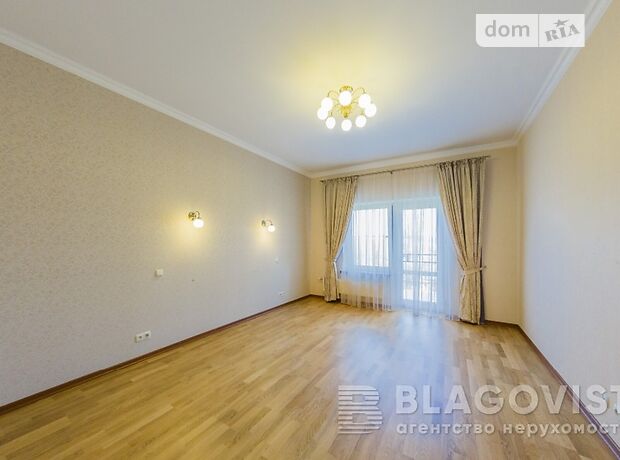двухэтажный дом с садом, 320 кв. м, кирпич. Продажа в Горбовичах (Киевская обл.) фото 1 двухэтажный дом с садом, 320 кв. м, кирпич. Продажа в Горбовичах (Киевская обл.) фото 1