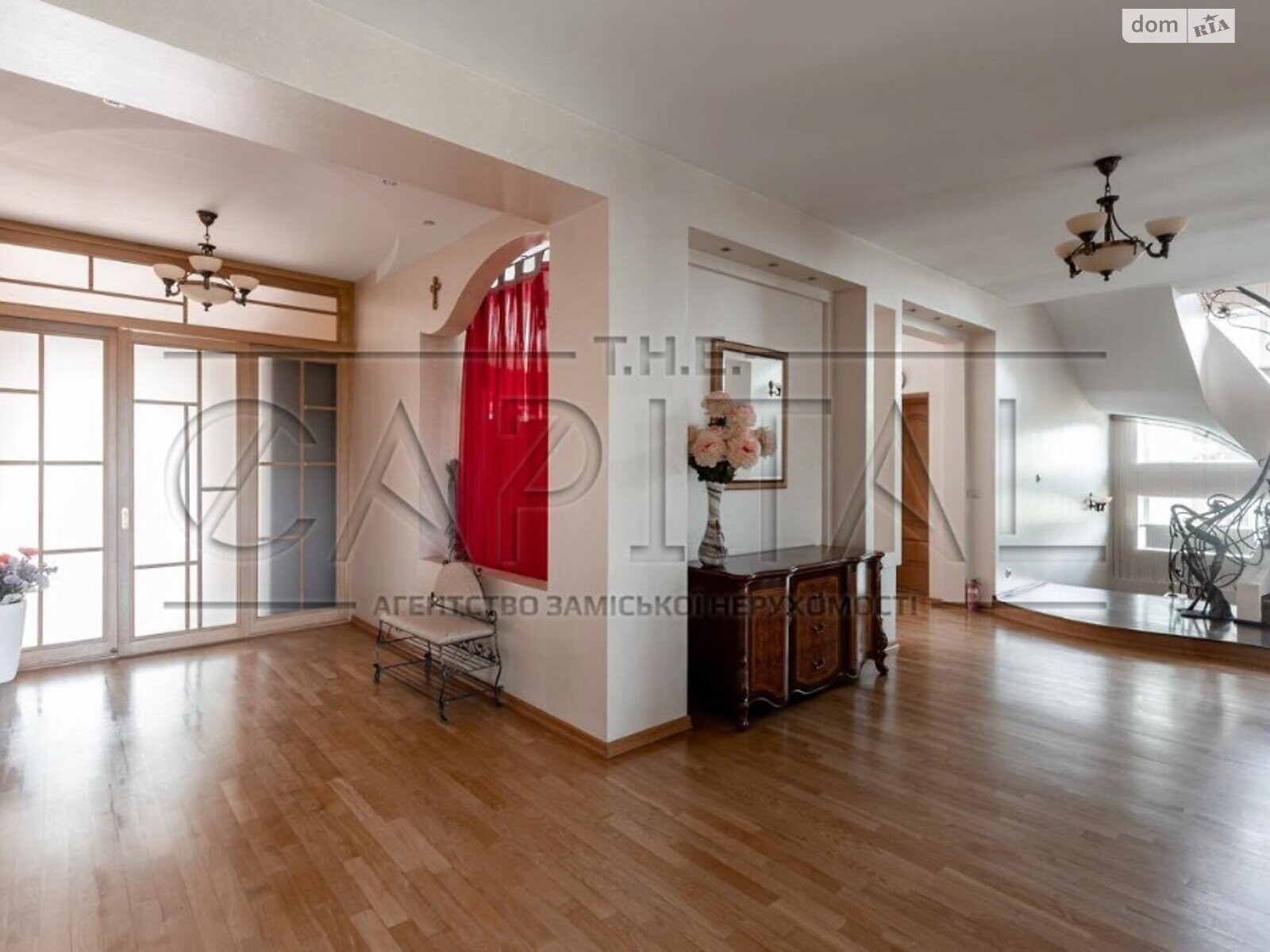 двухэтажный дом с отоплением, 350 кв. м, кирпич. Продажа в Горбовичах фото 1 двухэтажный дом с отоплением, 350 кв. м, кирпич. Продажа в Горбовичах фото 1