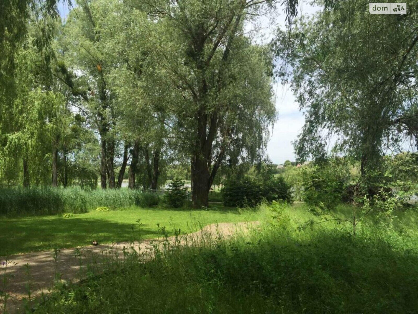 двухэтажный дом с отоплением, 350 кв. м, кирпич. Продажа в Горбовичах фото 1 двухэтажный дом с отоплением, 350 кв. м, кирпич. Продажа в Горбовичах фото 1
