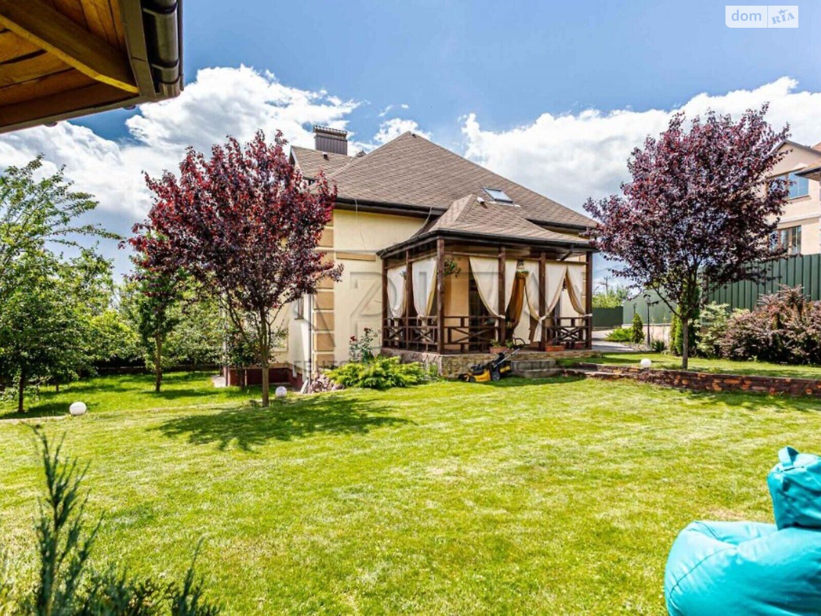 двоповерховий будинок з верандою, 352 кв. м, цегла. Продаж у Гореничах фото 1 двоповерховий будинок з верандою, 352 кв. м, цегла. Продаж у Гореничах фото 1