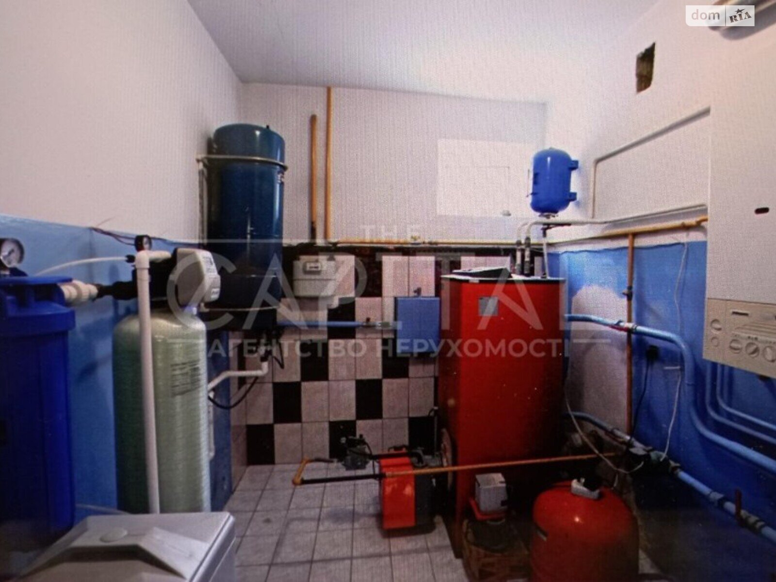 триповерховий будинок, 480 кв. м, цегла. Продаж у Горенці фото 1 триповерховий будинок, 480 кв. м, цегла. Продаж у Горенці фото 1