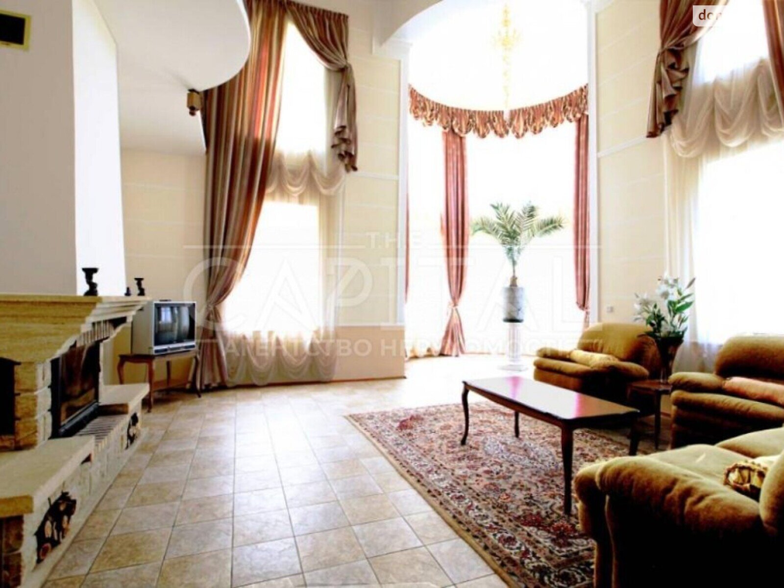 триповерховий будинок, 480 кв. м, цегла. Продаж у Горенці фото 1 триповерховий будинок, 480 кв. м, цегла. Продаж у Горенці фото 1