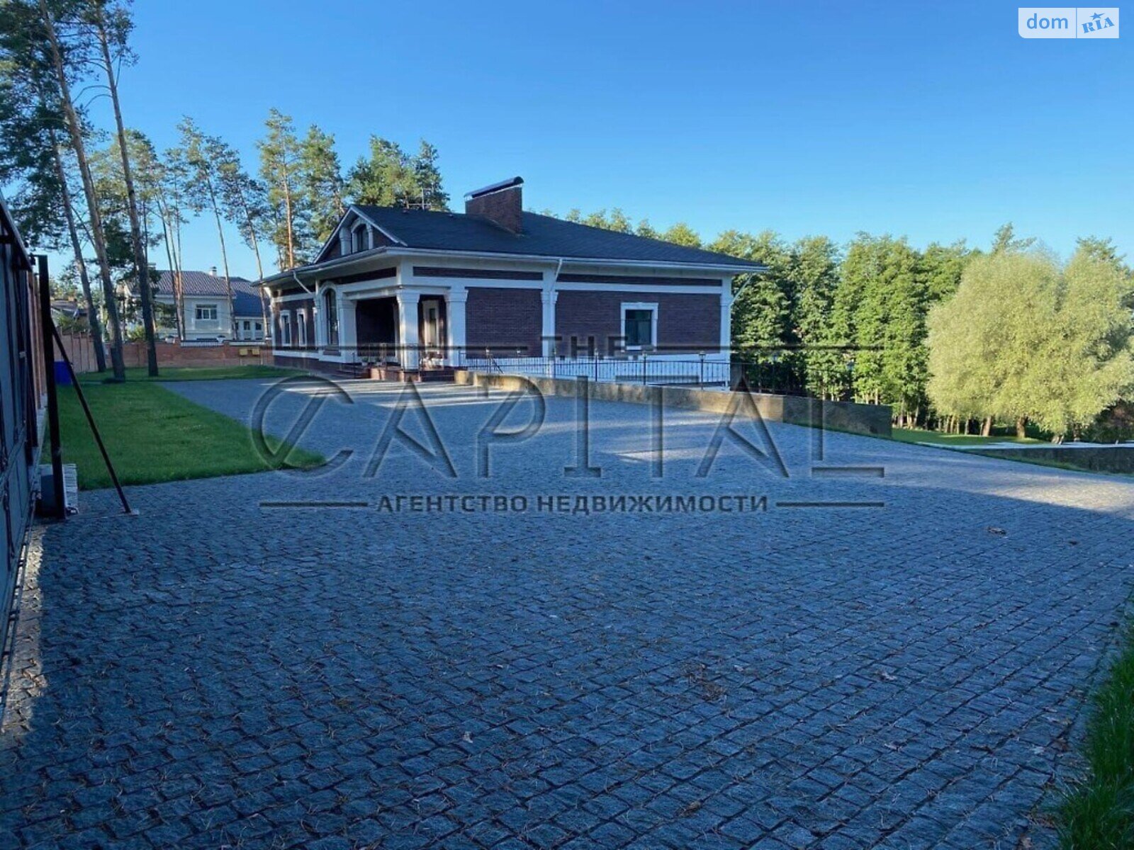 двухэтажный дом с отоплением, 1039 кв. м, кирпич. Продажа в Горенке фото 1 двухэтажный дом с отоплением, 1039 кв. м, кирпич. Продажа в Горенке фото 1