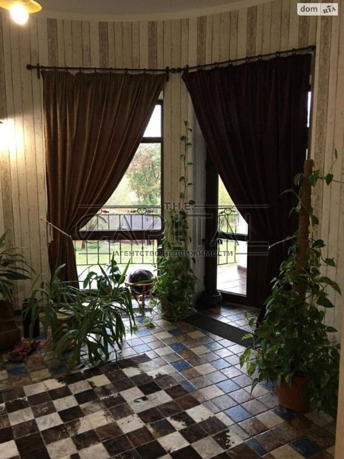 двухэтажный дом с отоплением, 1039 кв. м, кирпич. Продажа в Горенке фото 1 двухэтажный дом с отоплением, 1039 кв. м, кирпич. Продажа в Горенке фото 1