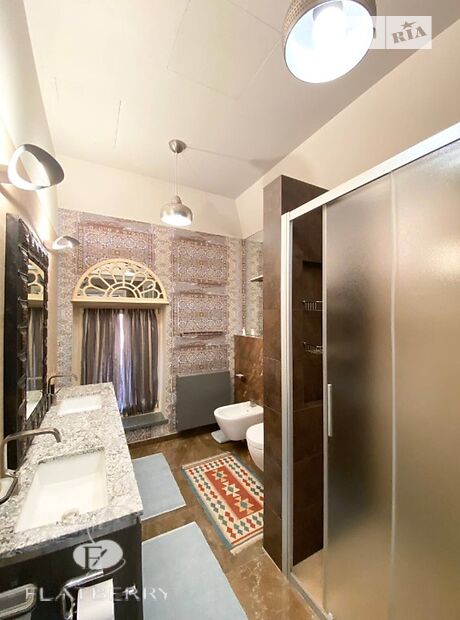 трехэтажный дом с камином, 320 кв. м, кирпич. Продажа в Горенке (Киевская обл.) фото 1 трехэтажный дом с камином, 320 кв. м, кирпич. Продажа в Горенке (Киевская обл.) фото 1