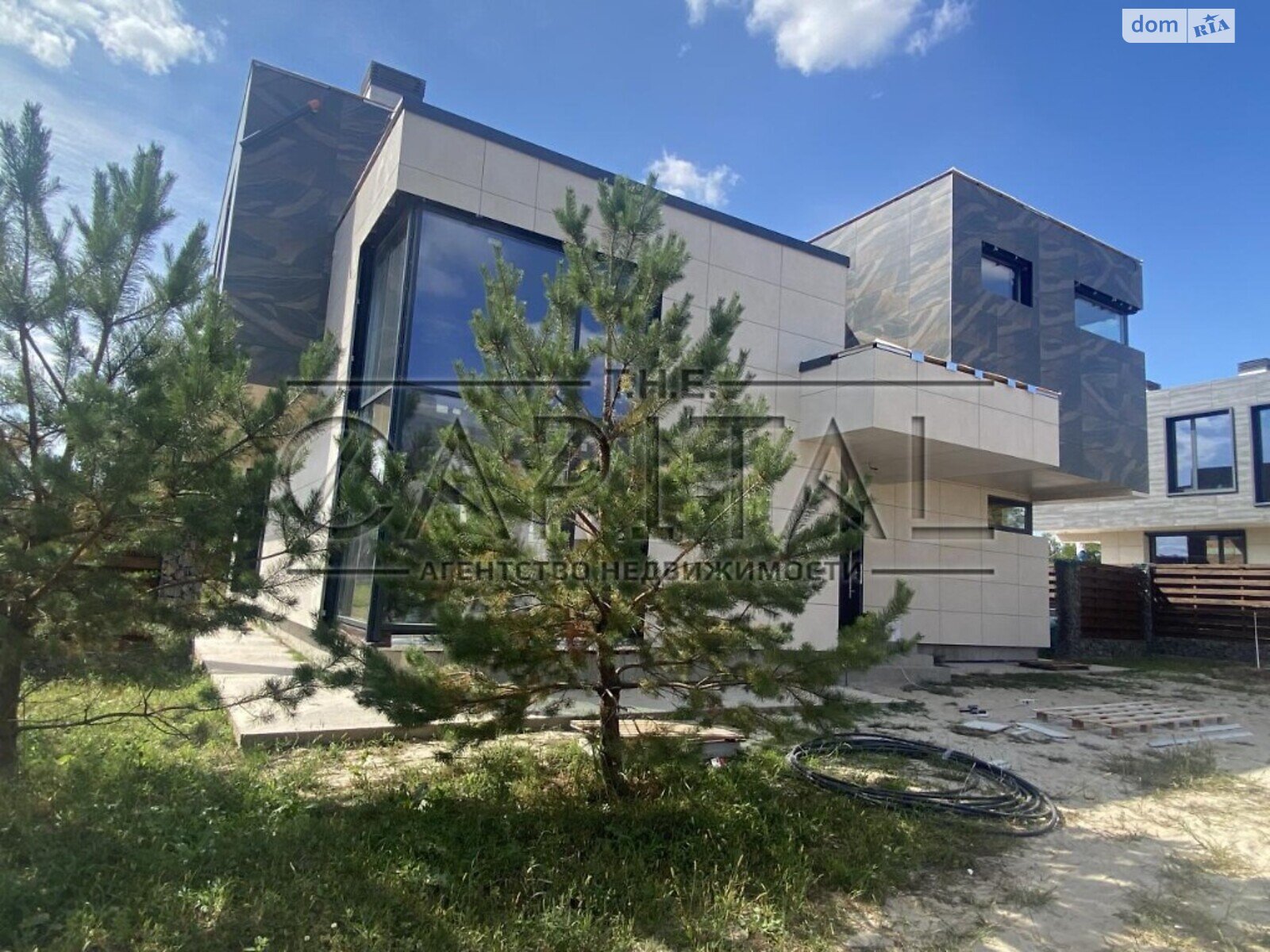 двоповерховий будинок з гаражем, 263 кв. м, цегла. Продаж у Ходосівці фото 1 двоповерховий будинок з гаражем, 263 кв. м, цегла. Продаж у Ходосівці фото 1