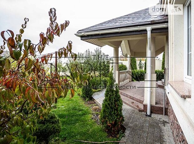 трехэтажный дом с садом, 290 кв. м, кирпич. Продажа в Хотове (Киевская обл.) фото 1 трехэтажный дом с садом, 290 кв. м, кирпич. Продажа в Хотове (Киевская обл.) фото 1