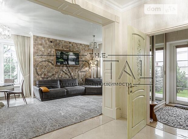 трехэтажный дом с садом, 290 кв. м, кирпич. Продажа в Хотове (Киевская обл.) фото 1 трехэтажный дом с садом, 290 кв. м, кирпич. Продажа в Хотове (Киевская обл.) фото 1