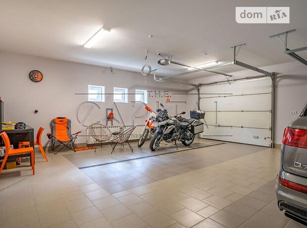 двухэтажный дом с ремонтом, 525 кв. м, кирпич. Продажа в Хотове (Киевская обл.) фото 1 двухэтажный дом с ремонтом, 525 кв. м, кирпич. Продажа в Хотове (Киевская обл.) фото 1