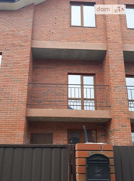 трехэтажный дом, 118 кв. м, кирпич. Продажа в Хотове (Киевская обл.) фото 1 трехэтажный дом, 118 кв. м, кирпич. Продажа в Хотове (Киевская обл.) фото 1