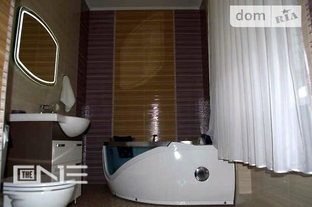 трехэтажный дом, 493 кв. м, кирпич. Продажа в Крюковщине (Киевская обл.) фото 1 трехэтажный дом, 493 кв. м, кирпич. Продажа в Крюковщине (Киевская обл.) фото 1