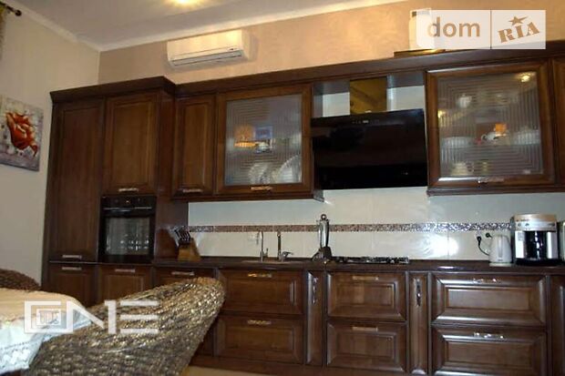 трехэтажный дом, 493 кв. м, кирпич. Продажа в Крюковщине (Киевская обл.) фото 1 трехэтажный дом, 493 кв. м, кирпич. Продажа в Крюковщине (Киевская обл.) фото 1