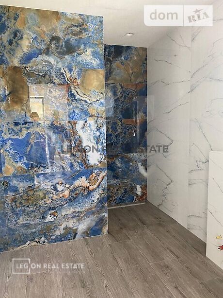 двухэтажный дом с отоплением, 340 кв. м, кирпич. Продажа в Лесниках (Киевская обл.) фото 1 двухэтажный дом с отоплением, 340 кв. м, кирпич. Продажа в Лесниках (Киевская обл.) фото 1