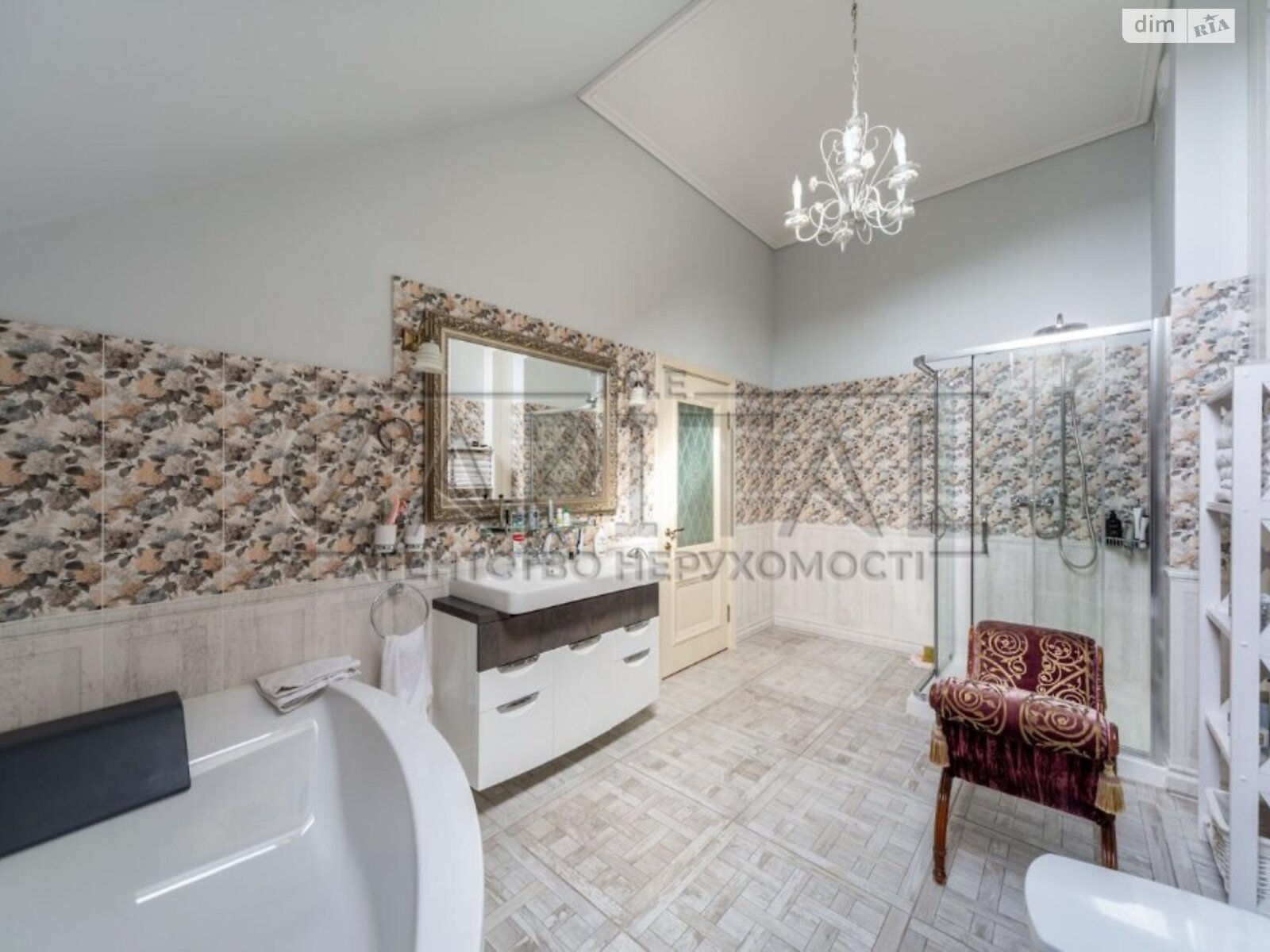 двоповерховий будинок з опаленням, 440 кв. м, цегла. Продаж у Лісниках фото 1 двоповерховий будинок з опаленням, 440 кв. м, цегла. Продаж у Лісниках фото 1