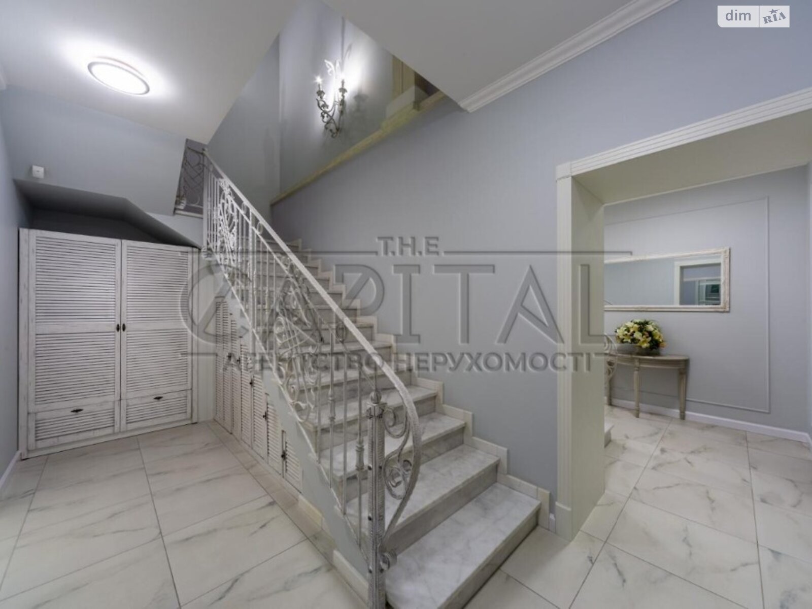 двоповерховий будинок з опаленням, 440 кв. м, цегла. Продаж у Лісниках фото 1 двоповерховий будинок з опаленням, 440 кв. м, цегла. Продаж у Лісниках фото 1