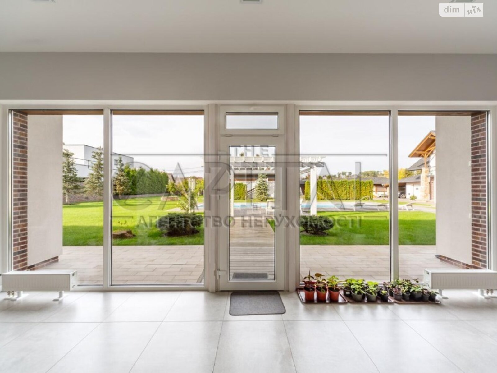 двоповерховий будинок з опаленням, 440 кв. м, цегла. Продаж у Лісниках фото 1 двоповерховий будинок з опаленням, 440 кв. м, цегла. Продаж у Лісниках фото 1