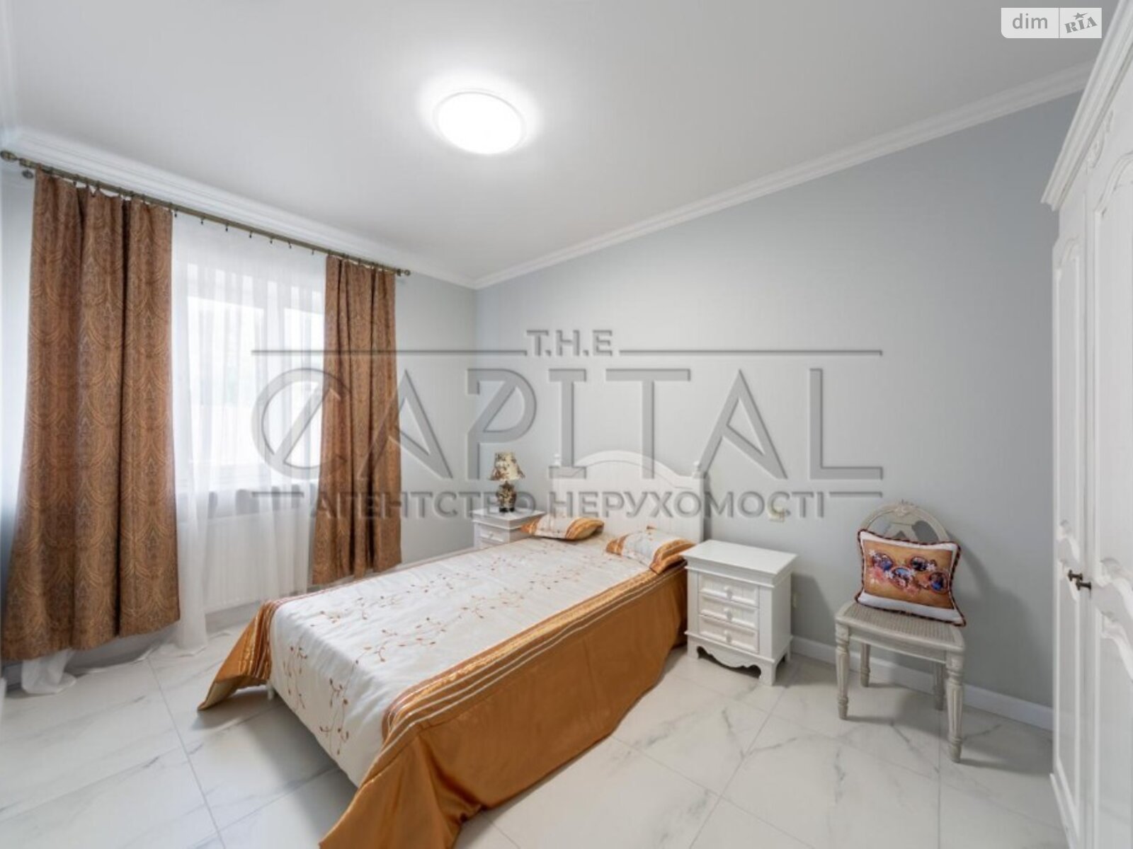 двоповерховий будинок з опаленням, 440 кв. м, цегла. Продаж у Лісниках фото 1 двоповерховий будинок з опаленням, 440 кв. м, цегла. Продаж у Лісниках фото 1