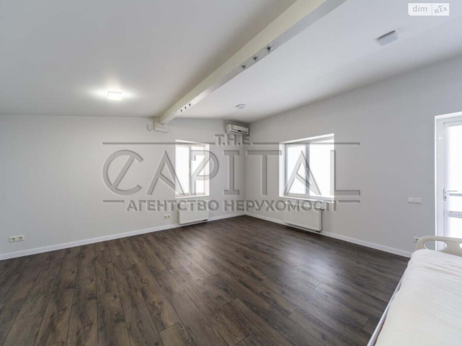 двоповерховий будинок з опаленням, 440 кв. м, цегла. Продаж у Лісниках фото 1 двоповерховий будинок з опаленням, 440 кв. м, цегла. Продаж у Лісниках фото 1