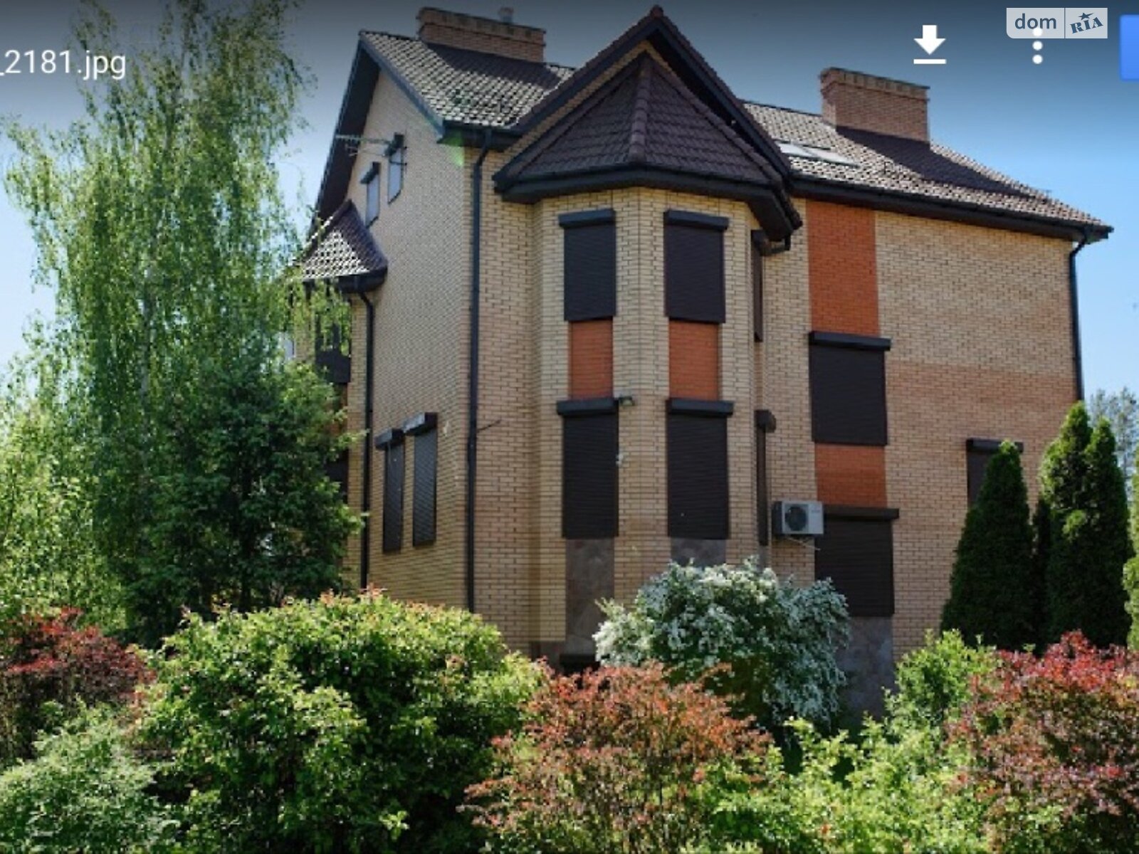 трехэтажный дом с отоплением, 429 кв. м, кирпич. Продажа в Малютянке фото 1 трехэтажный дом с отоплением, 429 кв. м, кирпич. Продажа в Малютянке фото 1