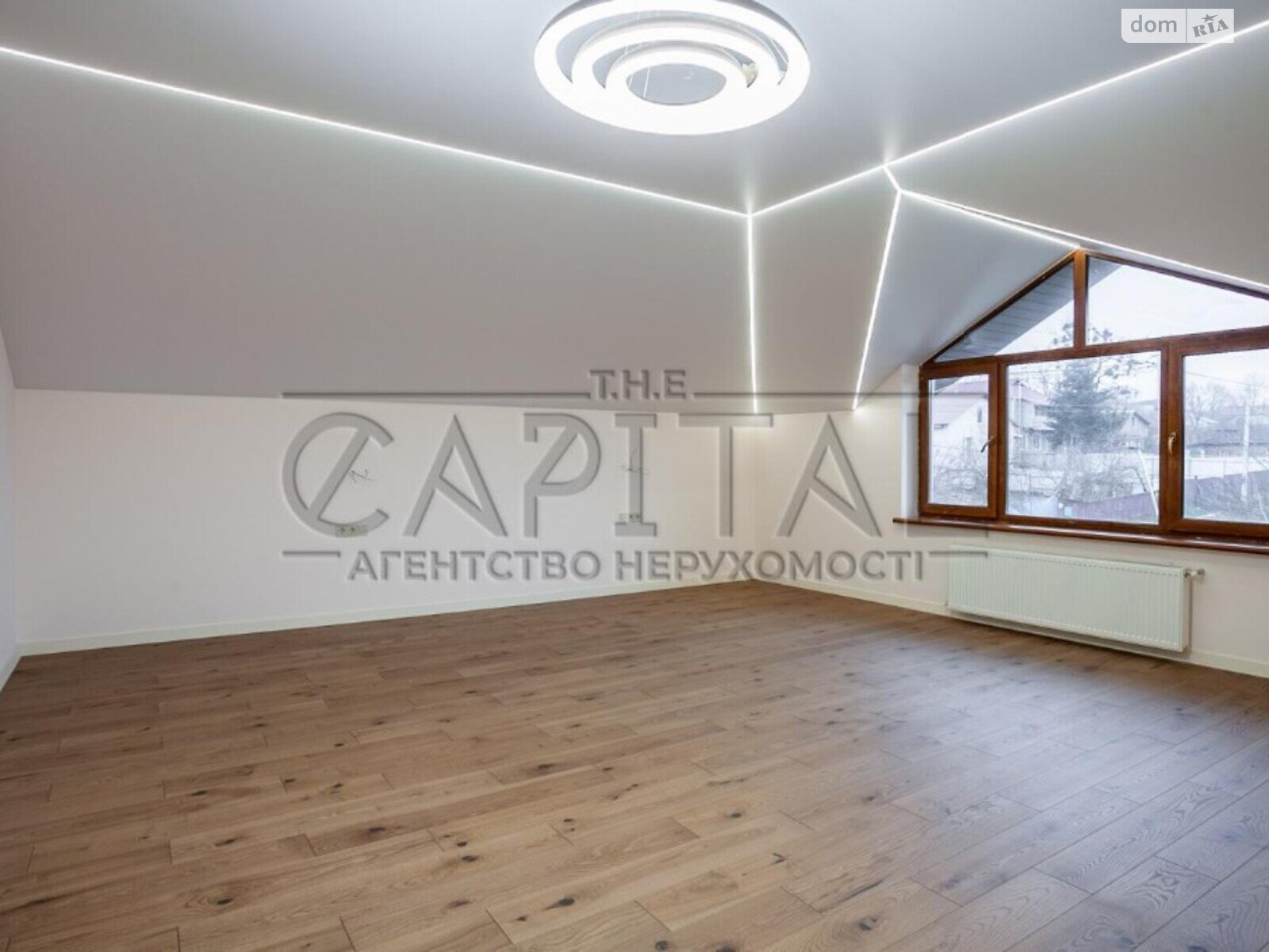 триповерховий будинок, 450 кв. м, цегла. Продаж у Музичах фото 1