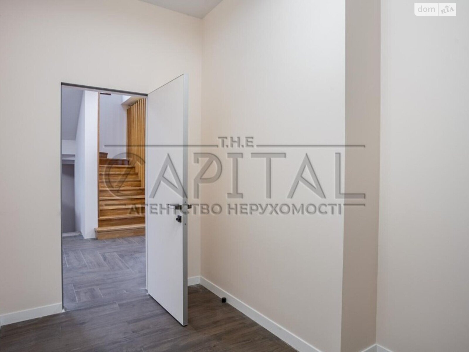 триповерховий будинок, 450 кв. м, цегла. Продаж у Музичах фото 1