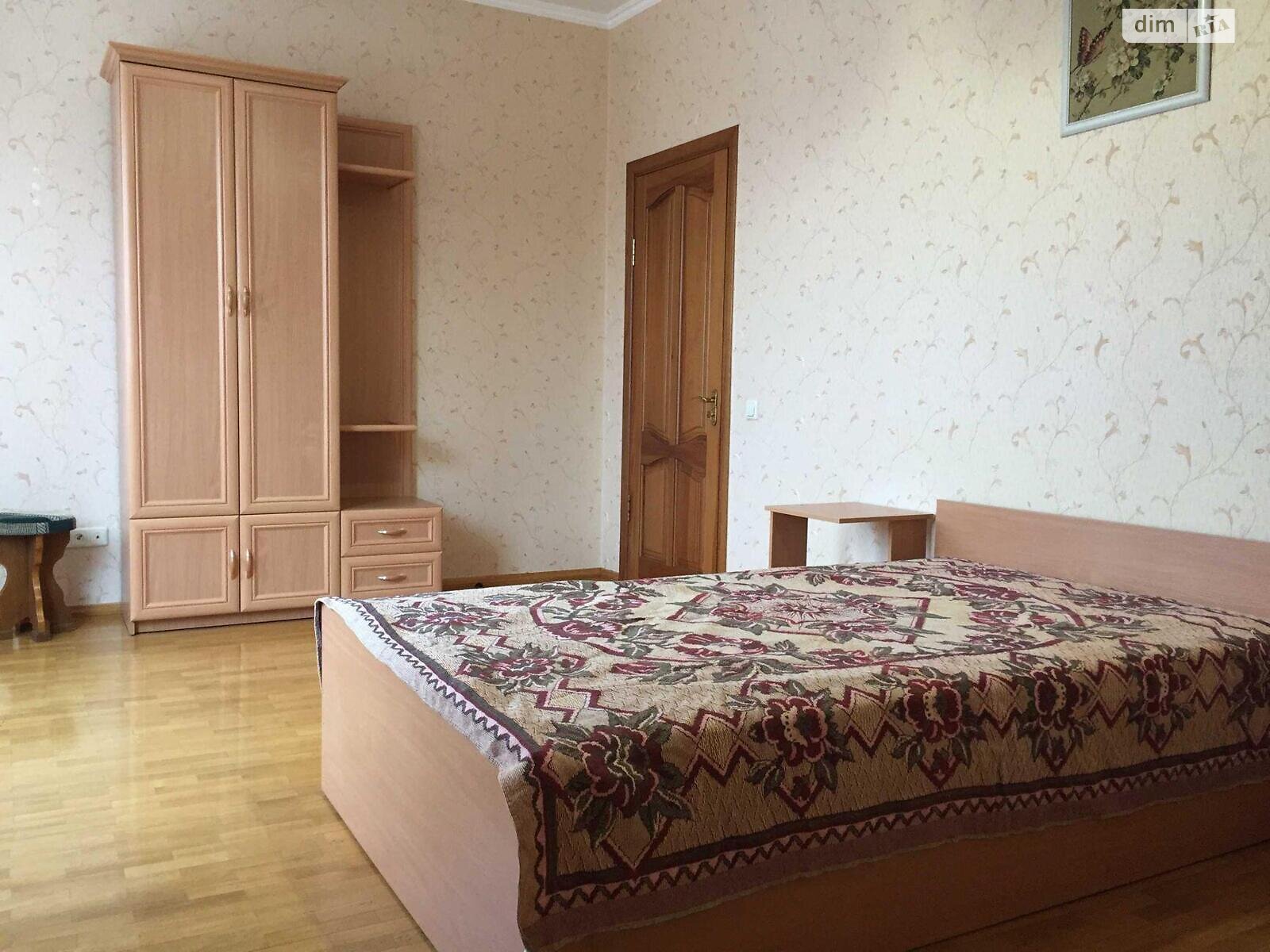 трехэтажный дом, 750 кв. м, кирпич. Продажа в Петропавловской Борщаговке фото 1