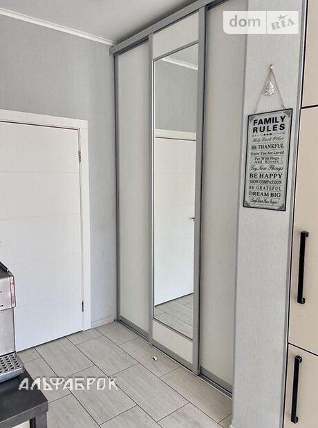 трехэтажный дом, 90 кв. м, кирпич. Продажа в Петровском (нов. Святопетровском) (Киевская обл.) фото 1 трехэтажный дом, 90 кв. м, кирпич. Продажа в Петровском (нов. Святопетровском) (Киевская обл.) фото 1