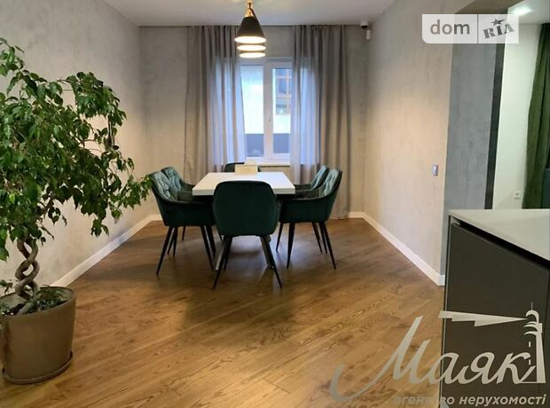 двухэтажный дом с ремонтом, 250 кв. м, кирпич. Продажа в Софиевской Борщаговке (Киевская обл.) фото 1 двухэтажный дом с ремонтом, 250 кв. м, кирпич. Продажа в Софиевской Борщаговке (Киевская обл.) фото 1