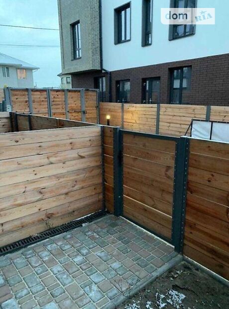 трехэтажный дом, 61 кв. м, кирпич. Продажа в Софиевской Борщаговке (Киевская обл.) фото 1 трехэтажный дом, 61 кв. м, кирпич. Продажа в Софиевской Борщаговке (Киевская обл.) фото 1