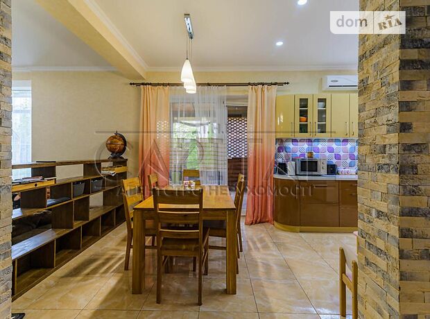 двухэтажный дом, 230 кв. м, кирпич. Продажа в Софиевской Борщаговке (Киевская обл.) фото 1 двухэтажный дом, 230 кв. м, кирпич. Продажа в Софиевской Борщаговке (Киевская обл.) фото 1
